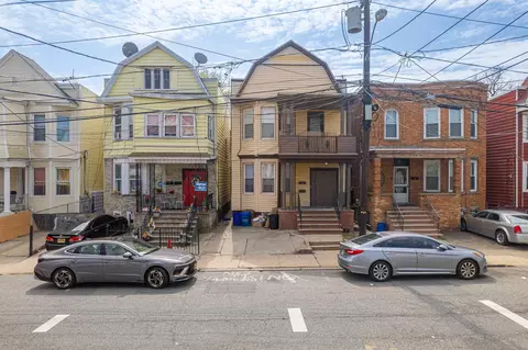 225 Wilkinson Ave, Jersey City, NJ 07305