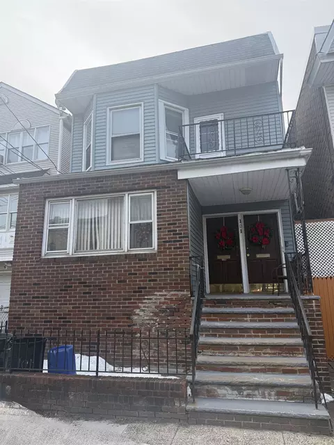 101 Wilkinson Ave, Jersey City, NJ 07305