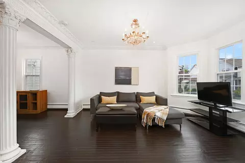 241 Grace Ave, Secaucus, NJ 07094