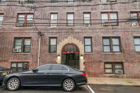 527-29 34th St #B4, Union City, NJ 07087