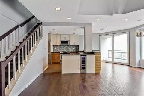600 Harbor Blvd #1020, Weehawken, NJ 07086