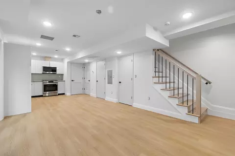 192 Cambridge Ave #5, Jersey City, NJ 07307