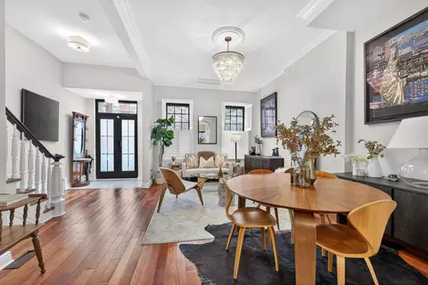 944 Bloomfield St, Hoboken, NJ 07030