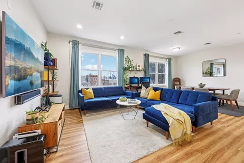 7008 Madison St #204, Guttenberg, NJ 07093