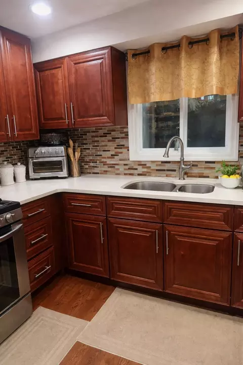 136 Central Ave, Jersey City, NJ 07306