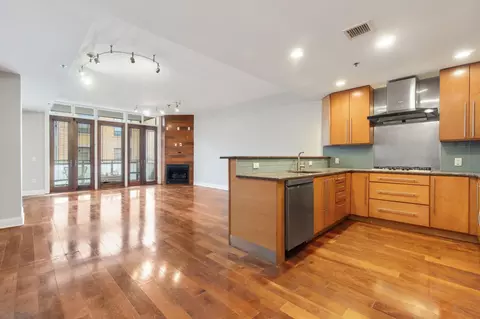 78 Jackson St #4D, Hoboken, NJ 07030