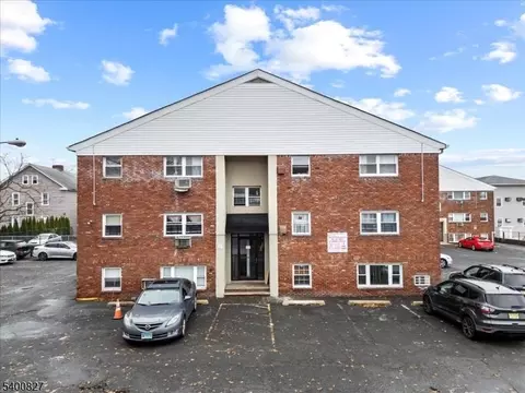 816-826 W Grand St #3E, Elizabeth, NJ 07202