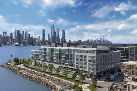 1000 Avenue At Port Imperial #306, Weehawken, NJ 07086