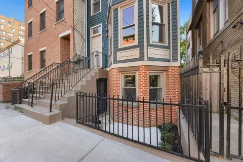 203 3rd St #1, Jersey City, NJ 07302