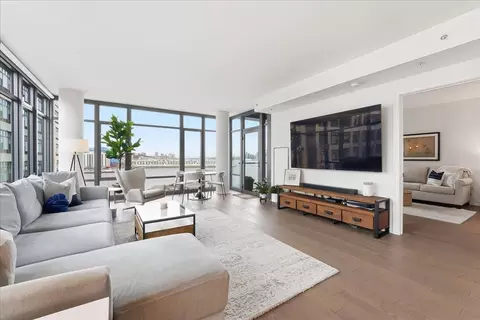 1425 Hudson St #7E, Hoboken, NJ 07030