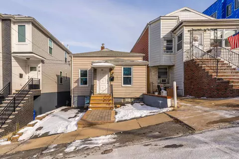 1514 71st St, North Bergen, NJ 07047