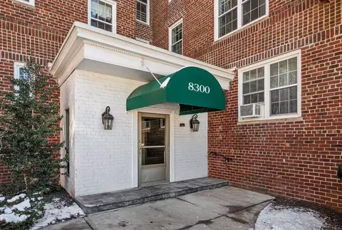 8300 Blvd E #4D, North Bergen, NJ 07047