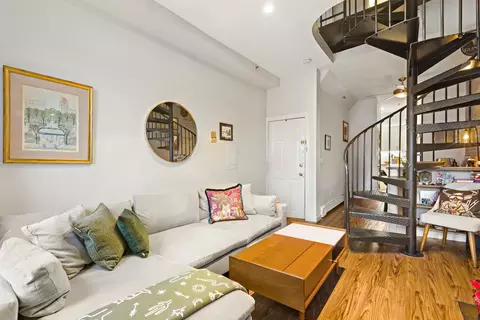 343 4th St #6, Jersey City, NJ 07302