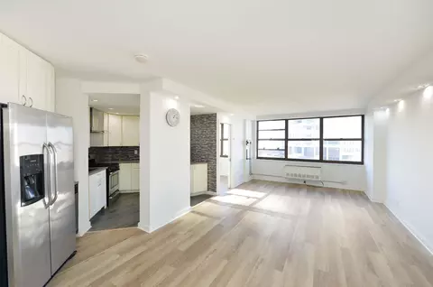 7002 Blvd E #21B, Guttenberg, NJ 07093