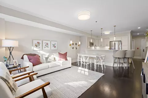 318 Grand St #1, Jersey City, NJ 07302
