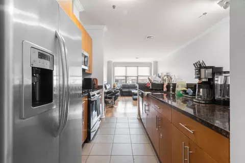 172 Culver Ave #301, Jersey City, NJ 07305