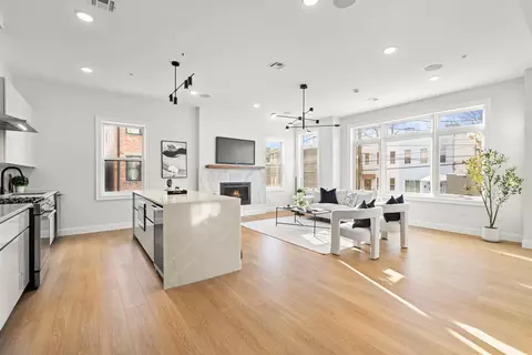 192 Cambridge Ave #3, Jersey City, NJ 07307