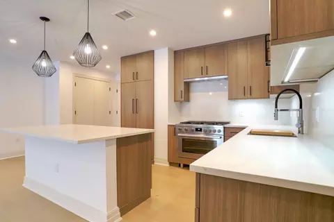921 Madison St #201, Hoboken, NJ 07030