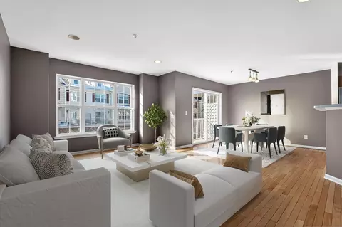 19 Marina Dr, Bayonne, NJ 07002
