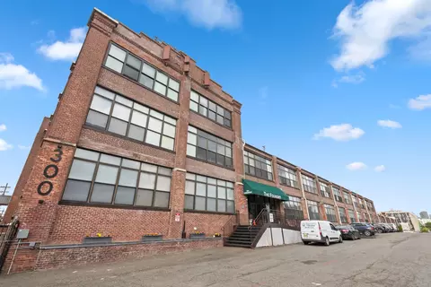 300 Communipaw Ave #014, Jersey City, NJ 07304