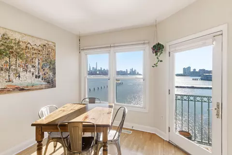 216 The Promenade, Edgewater, NJ 07020