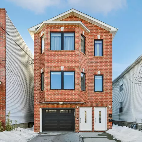 421 Liberty Ave, Jersey City, NJ 07307