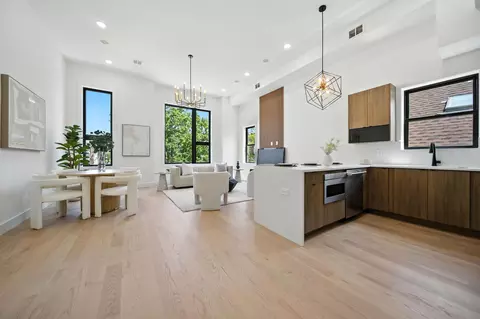 59 Waverly St #2, Jersey City, NJ 07306