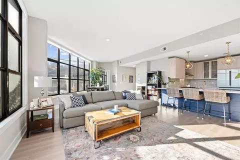 711 1st St #202, Hoboken, NJ 07030