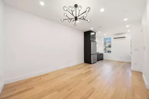 347 Pavonia Ave #3, Jersey City, NJ 07302