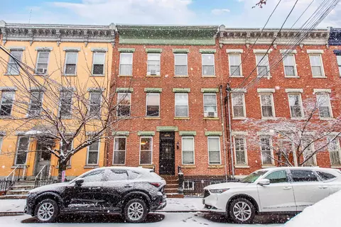 353 7th St UNIT 1, Jersey City, NJ 07302