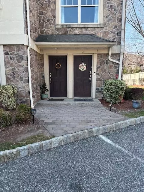 1625 Paterson Plank Rd #1, Secaucus, NJ 07094