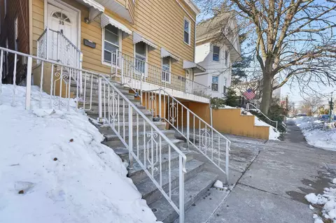 30-32 W 49th St, Bayonne, NJ 07002