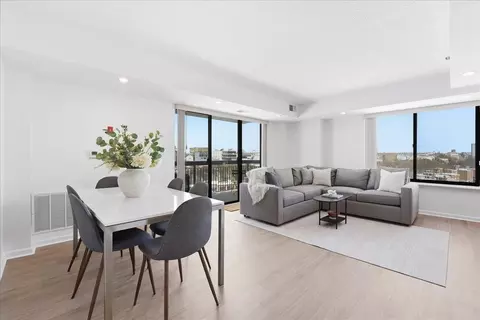 700 1st St #15Q, Hoboken, NJ 07030
