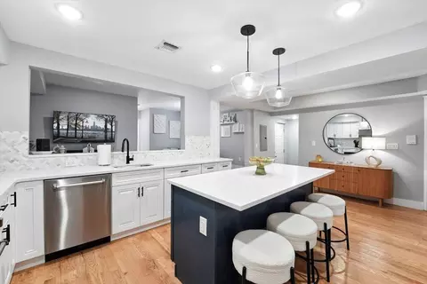 413 Jefferson St #1, Hoboken, NJ 07030