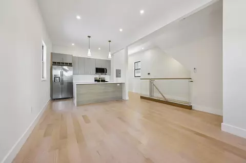 79 Vroom St #1, Jersey City, NJ 07306