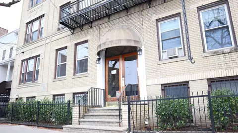 66 Romaine Ave #1, Jersey City, NJ 07306