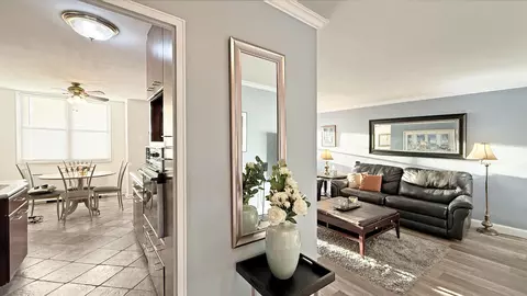 380 Mountain Rd #714, Union City, NJ 07087