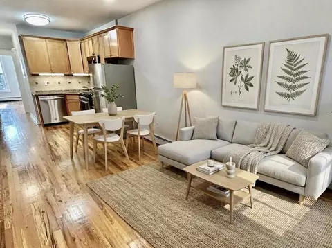 349 7th St #2-R, Jersey City, NJ 07302