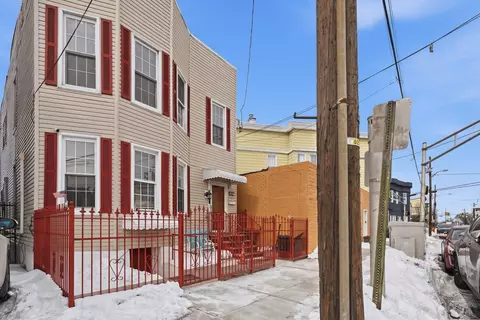 921 Paterson Plank Rd, North Bergen, NJ 07047