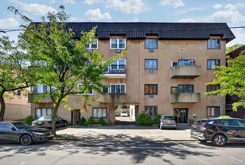 40-46 W 20th St #11, Bayonne, NJ 07002