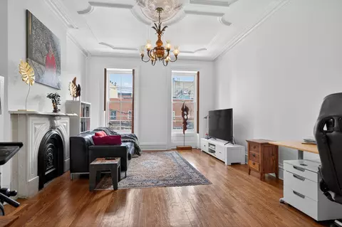 820 Bloomfield St, Hoboken, NJ 07030