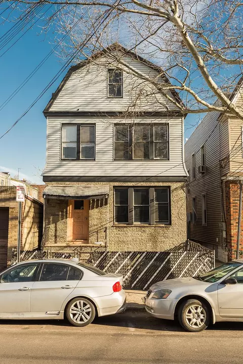 402 Armstrong Ave, Jersey City, NJ 07305