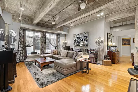 140 Bay St #4C, Jersey City, NJ 07302