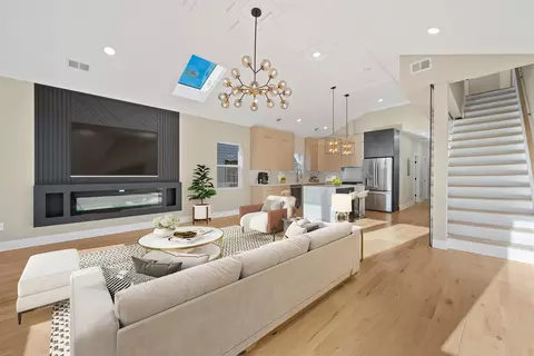 32 Zabriskie St #2, Jersey City, NJ 07307