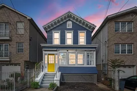 114 Oak St, Jersey City, NJ 07304