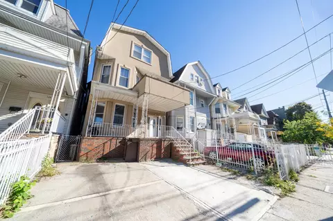 126 Arlington Ave, Jersey City, NJ 07305
