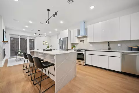 192 Cambridge Ave #A, Jersey City, NJ 07307