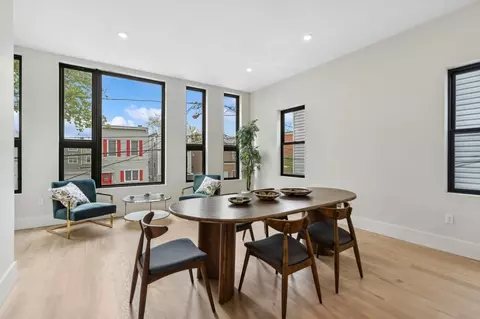 220 Freeman Ave #1, Jersey City, NJ 07306
