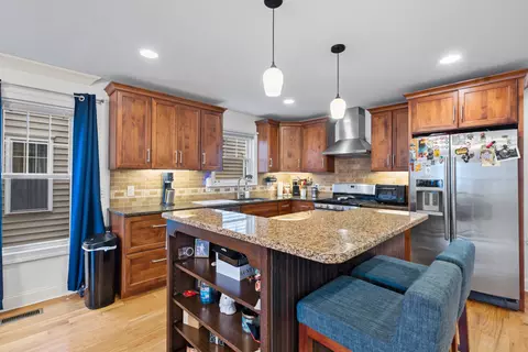817 7th St #A, Secaucus, NJ 07094 photo 9