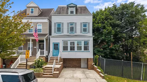 10 E 45th St, Bayonne, NJ 07002